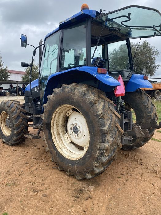 New holland ts100