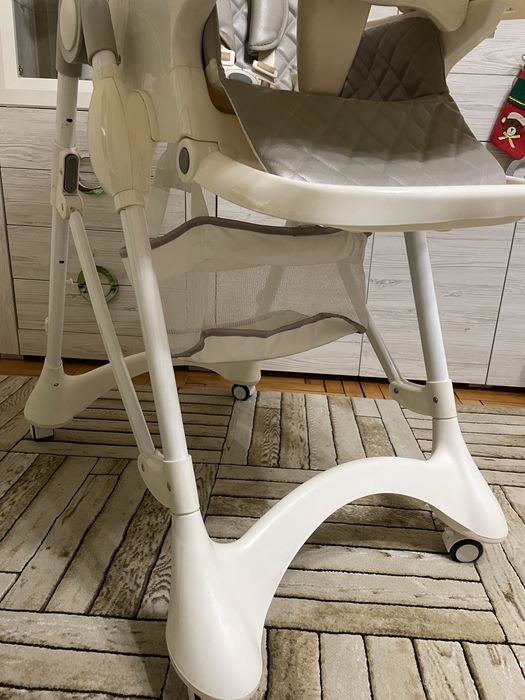 Крісло  для годування Carello Caramel