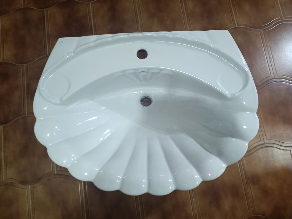 Louça cerâmica modelo Italiano GSI usado