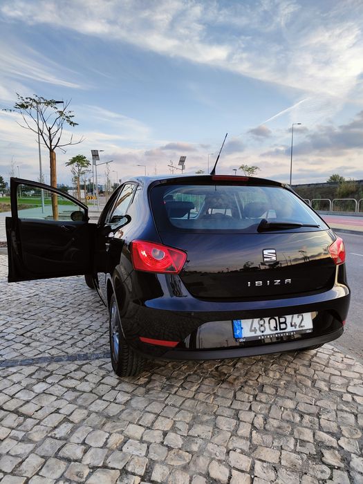 SEAT Ibiza 1.2 i-Tech — Económico e bem estimado foto 3