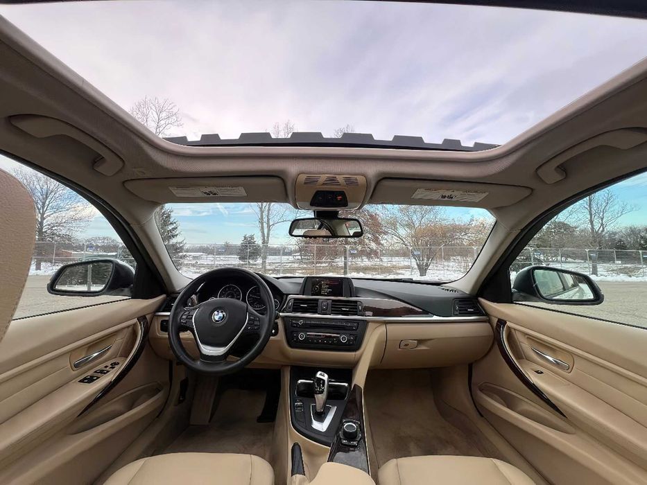 BMW 3 Series 328      2015