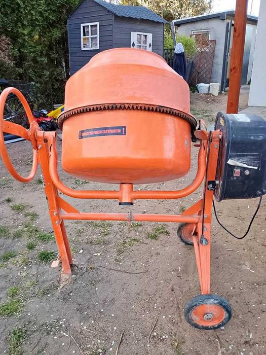 Sprzedam Betoniarke 220v