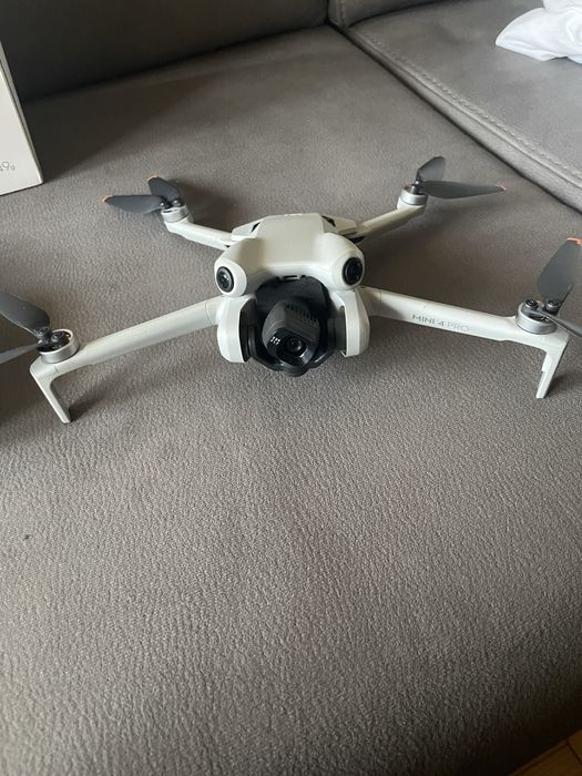 DJI Mini 4 Pro + extras