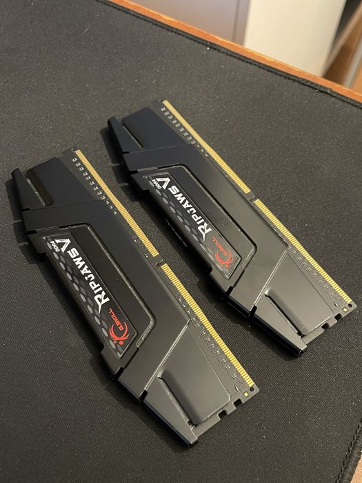 Pamiec RAM G.Skill Ripjaws V DDR4 8GB 2x4GB 3200MHz CL16