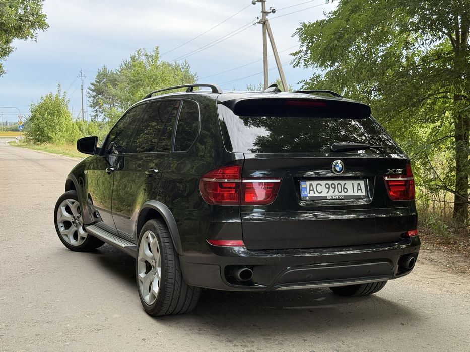 BMW X5 E70 2012 • 3.0 бензин • xDrive