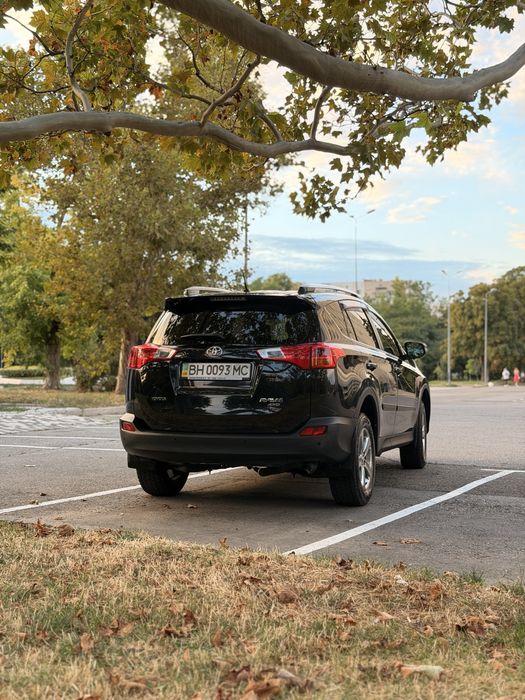 TOYOTA RAV4 2015 VIN JTMDAREV00D070484 фото оголошення 4 з 18