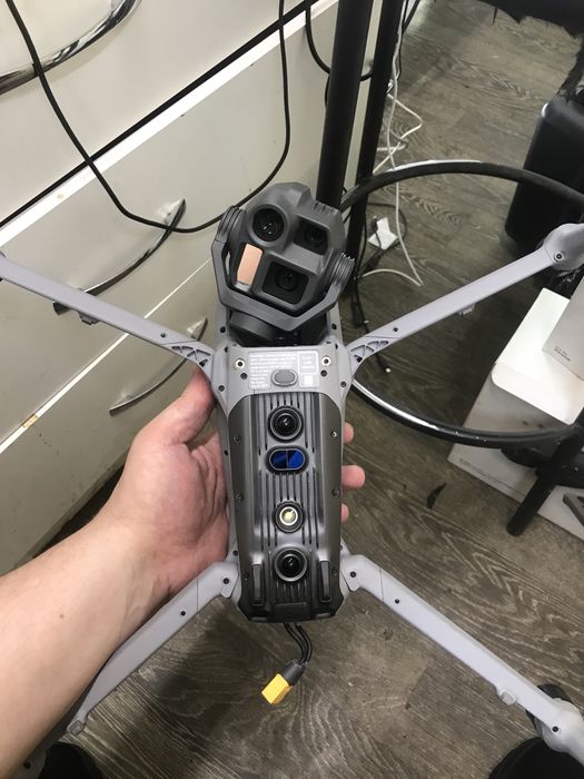 Dji Matrice 4E (Тушка , Бадка)