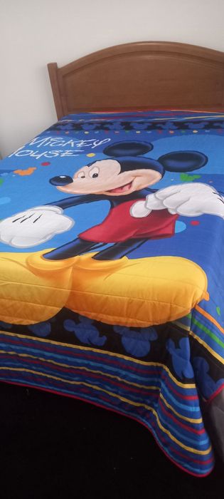Colcha + tapete do Mickey
