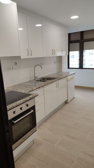 Quartos Praça do Brasil, Setúbal