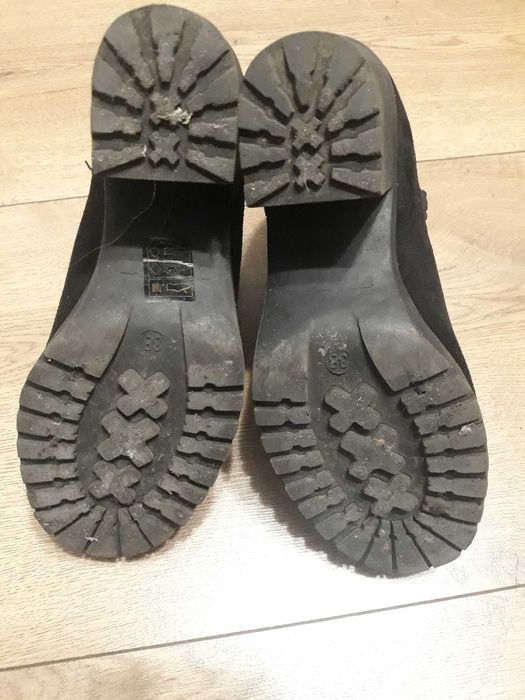 Buty damskie, kozaki rozm. 38