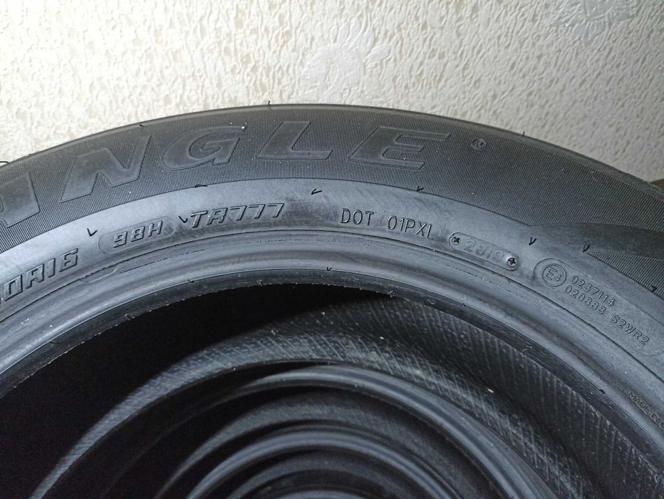 Шины Резина Зима  225/60 R16 Triangle Snow Lion