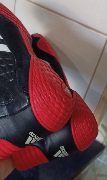 Adidas розвиваючі