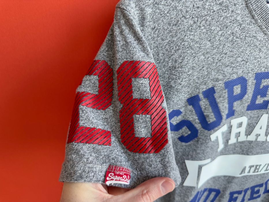 SUPERDRY Оригінал чоловіча футболка розмір L