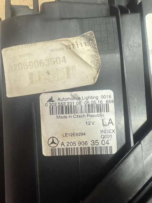 Lewa Lampa Mercedes W205 Led Intelligent light system ILS USA