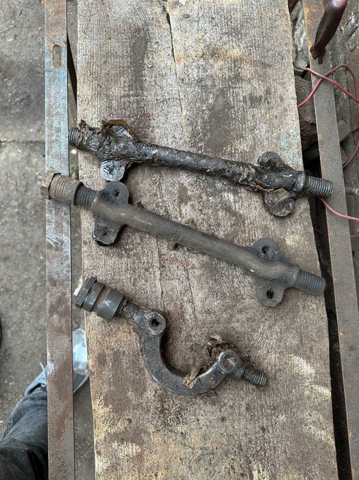 Ось  подкова  Волга Газ-21 Новое.