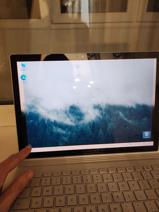 Microsoft surface book 1, Nvidia GPU 1gb