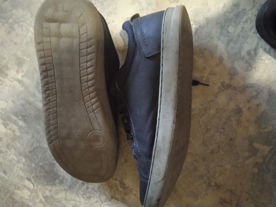 Зимние ,весенние кросовки.