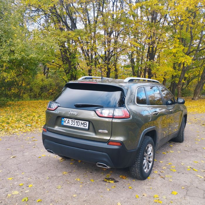 Джип Чероки 2018 Latitude plus