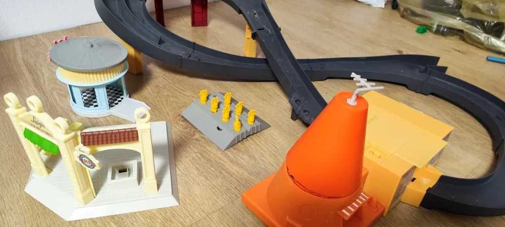 Tor Zygzak McQueen szybka jazda