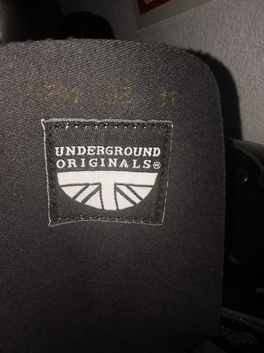 Botas Underground UK Size 8