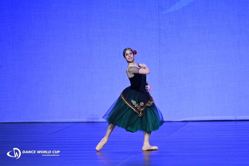 Figurino de Ballet Clássico (feminino) - Esmeralda Variation