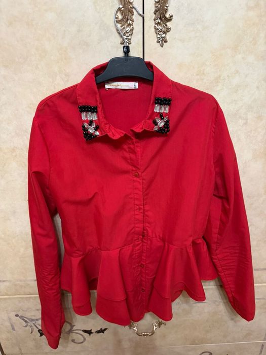 Жіноча сорочка червона