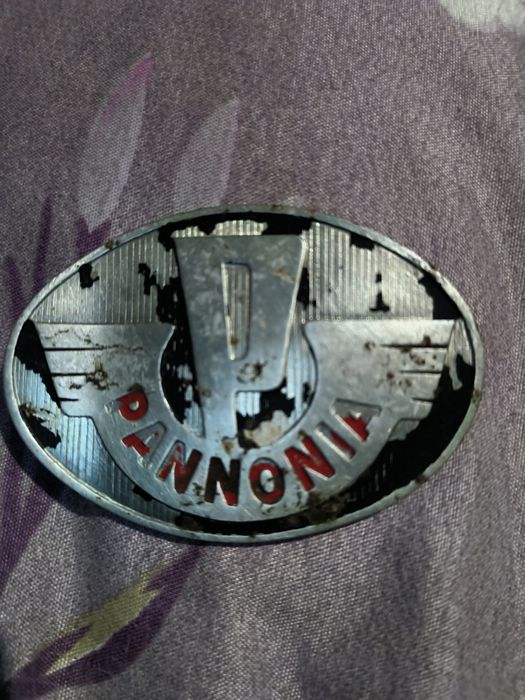 Емблема,шильдік,накладка на бак мотоцикла Панонія Pannonia під віднов.