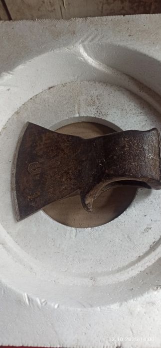 Продам сокиру часів сесесер