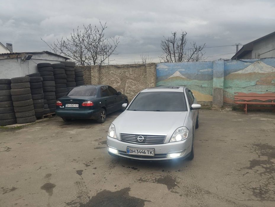 Продам срочно автомобиль