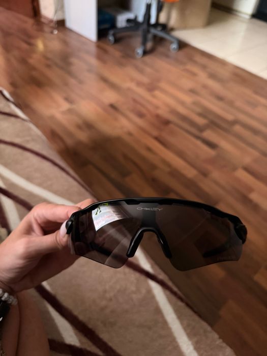 спортивні окуляри Oakley Radar EV Path (з лінзою Prizm).