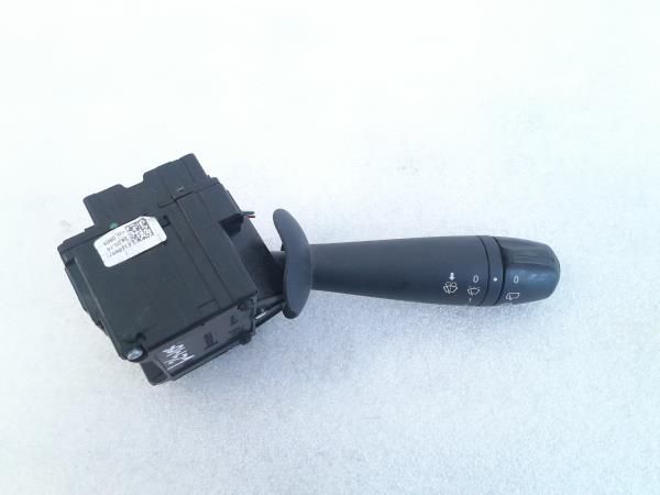 Conjunto / manetes de luzes e limpa vidros RENAULT Twingo III (BCM_)