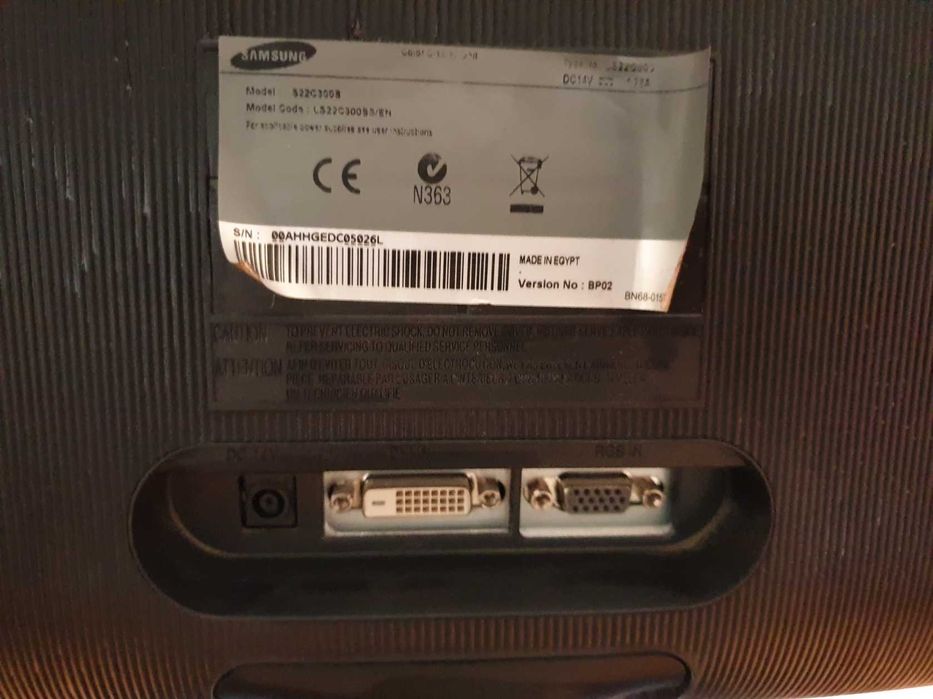 Samsung S22C300B (DVI, VGA)
