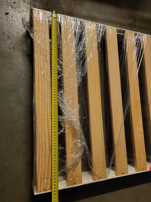 Łóżeczko dziecięce rozebrane + materac