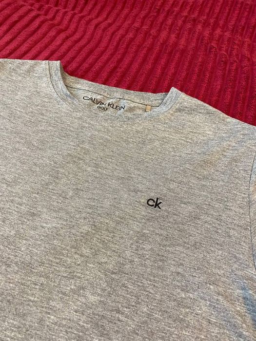 Футболка Calvin Klein