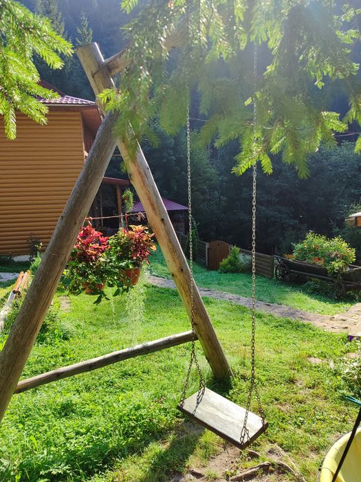 Відпочинок в Карпатах номер з окремим входом і кухнею .