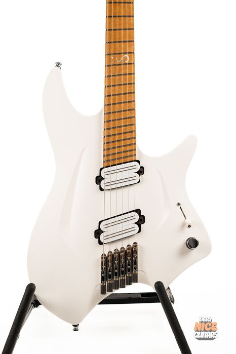Aristides H/06R White