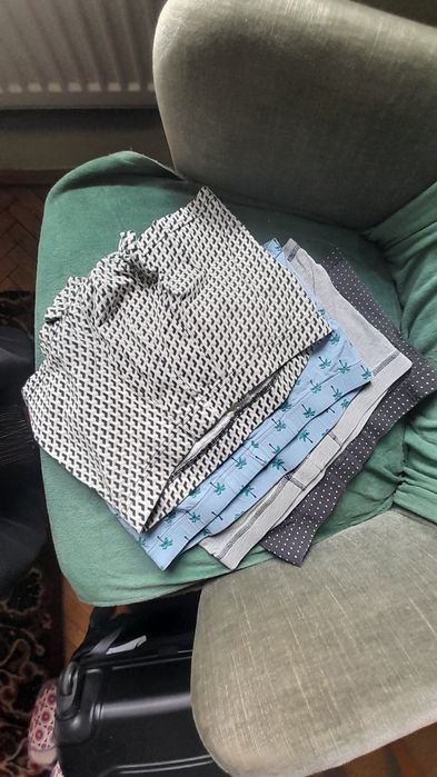 bokserki dziecinne chłopięce H&M rozmiar M - 4 pary