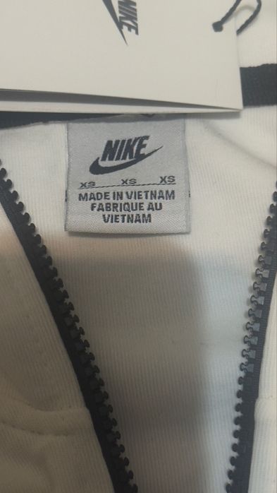 Dres Nike tech fleece