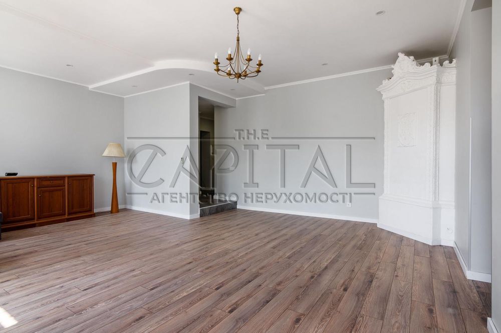 Оренда квартири, пл. Бессарабська, Центр