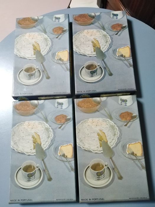 Conjunto de 12 Colheres e 12 Garfos de Doce