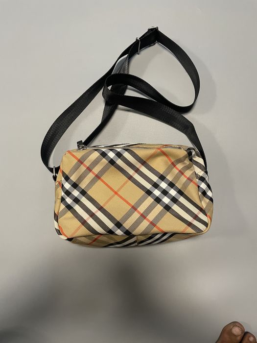 Burberry Check messenger bag