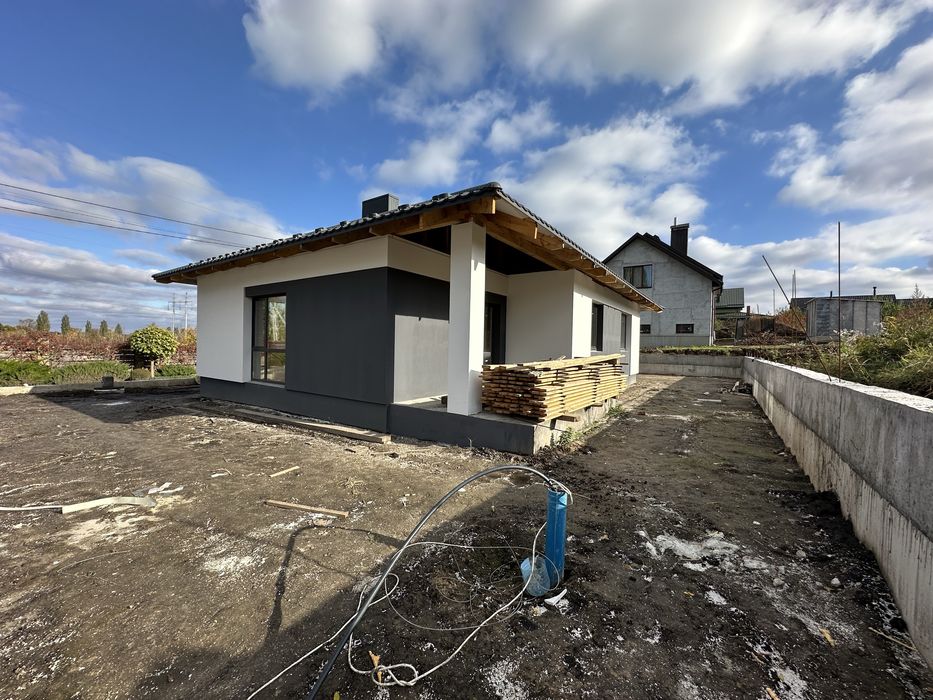 Продаж новозбудованого цегляного будинку в районі Луцького кільця