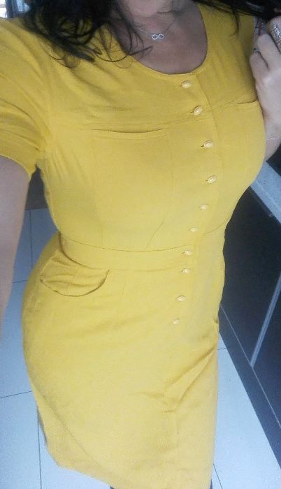 Piekna zółta sukienka Preta Porte roz. L