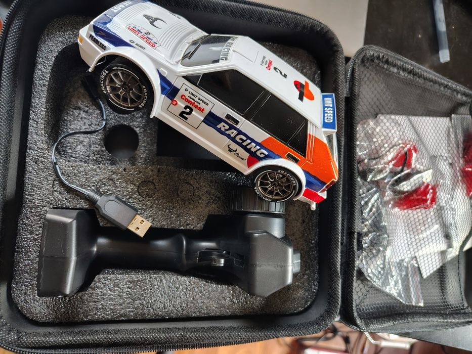 Радіокерована дрифт машинка SG204PRO 1:24 4WD Гіроскоп / RC дрифт карт