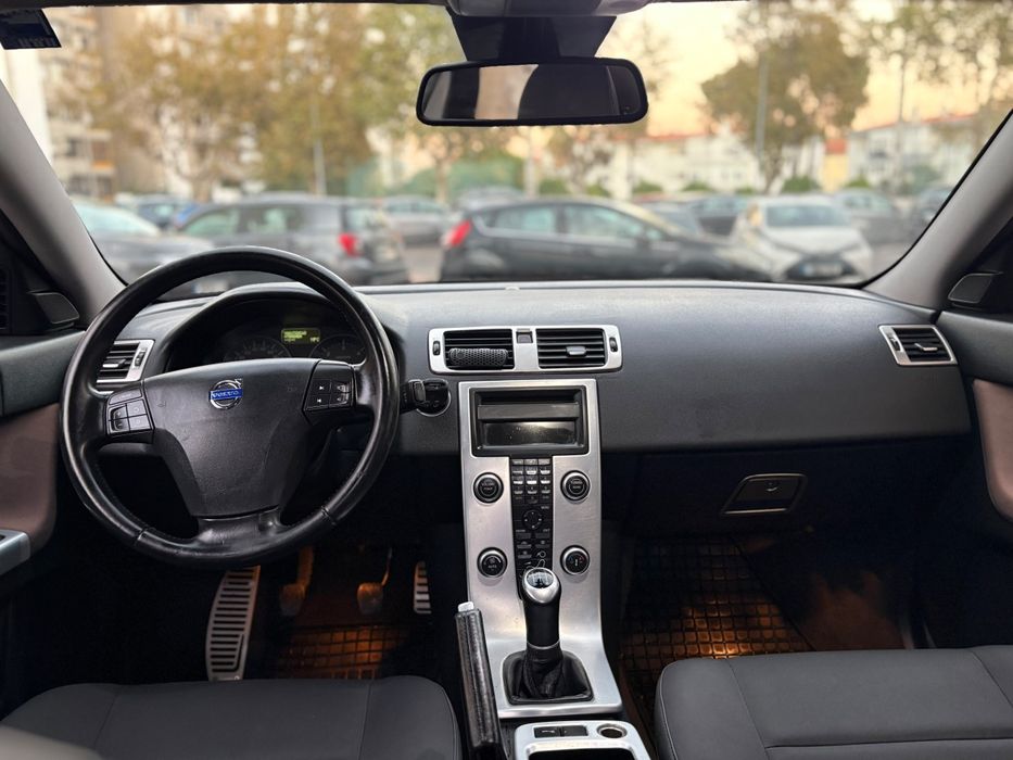 Volvo s40 1.6 hdi com apenas 200 mil km de 2010 versão edrive — photo 5