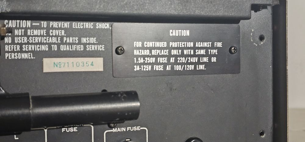 Amplituner LENCO R-50 made in swiss