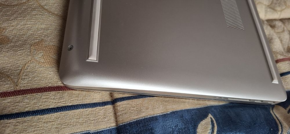 portátil hp ryzen 5