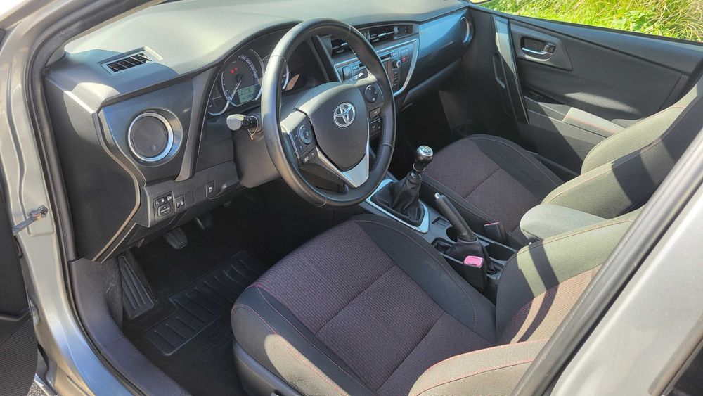 Toyota Auris Touring Sports 1.4 D-40