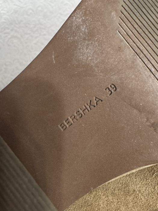 Козаки bershka 39 р.