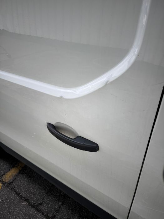 Opel vivaro iva dedutivel duas portas laterais